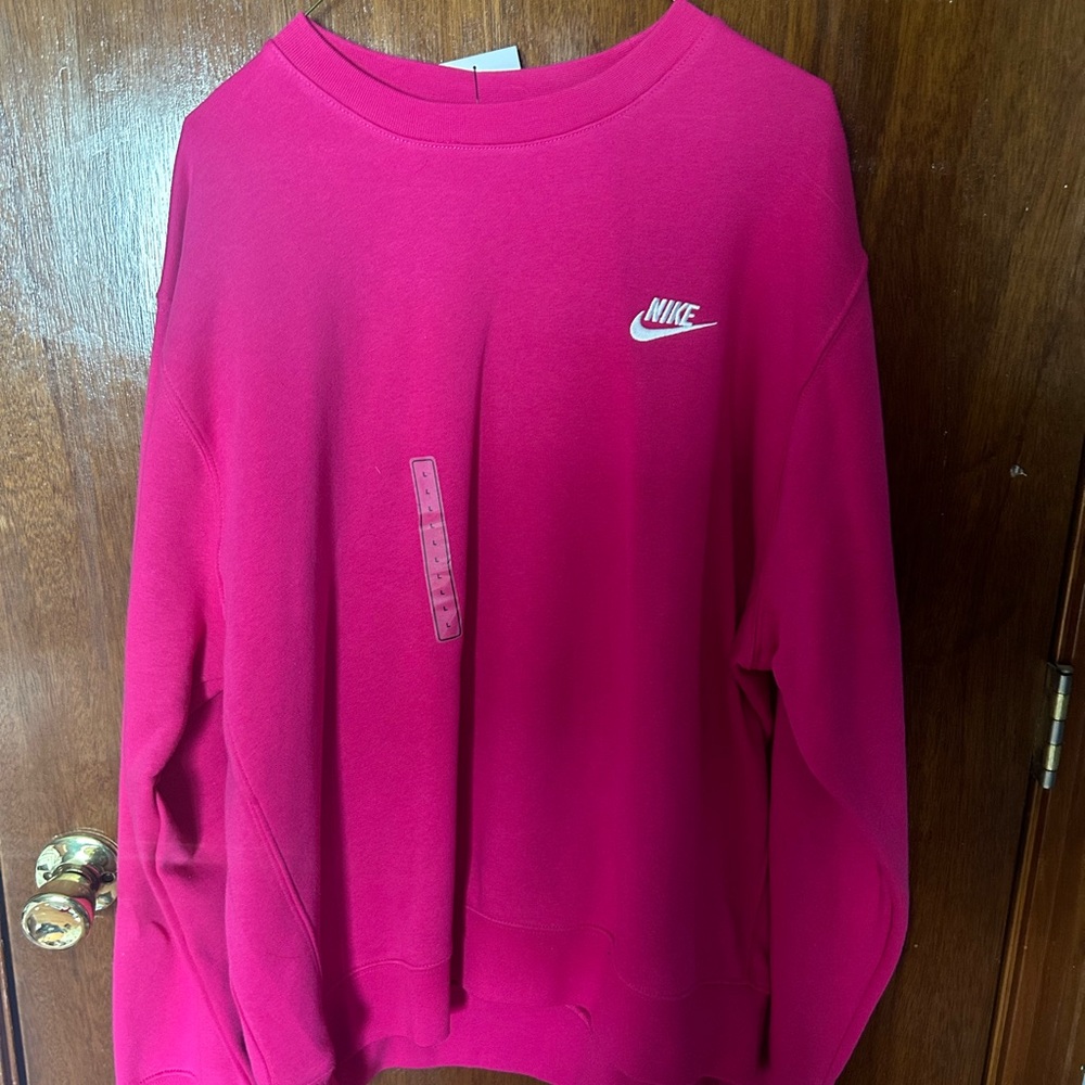 *BRAND NEW* Nike Hot Pink Fleece Crewneck
